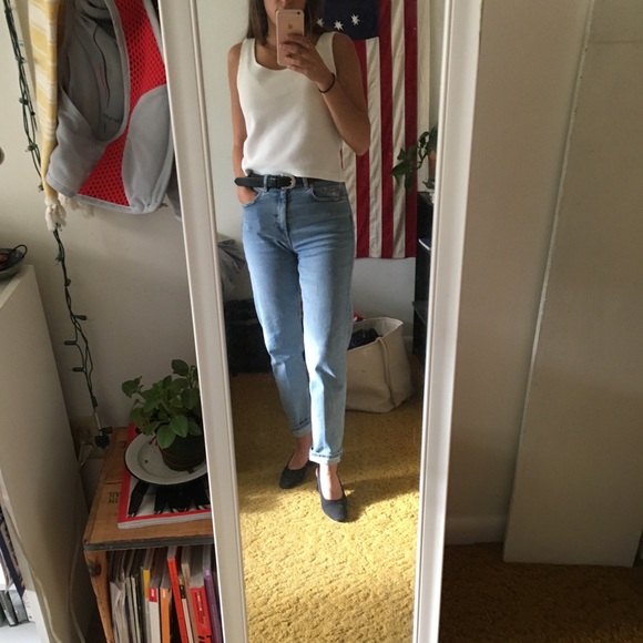 Meet your Posher, Holly - Picture 1 of 3